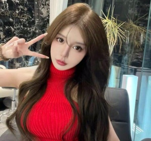 厦门青春可人主动接吻小女友的味道