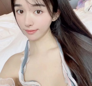 海珠清纯小美女床上风骚值得二刷