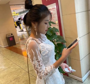 西安初次体验刚开刨的嫩妹