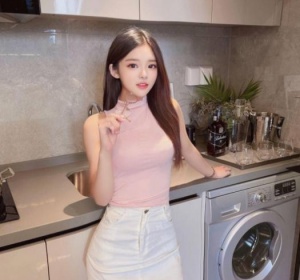上海非常漂亮的妹子姿势随便玩