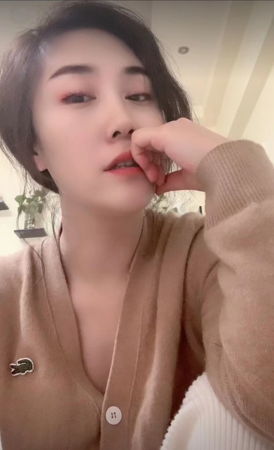 济南兼职楼凤名凤叶梓名品