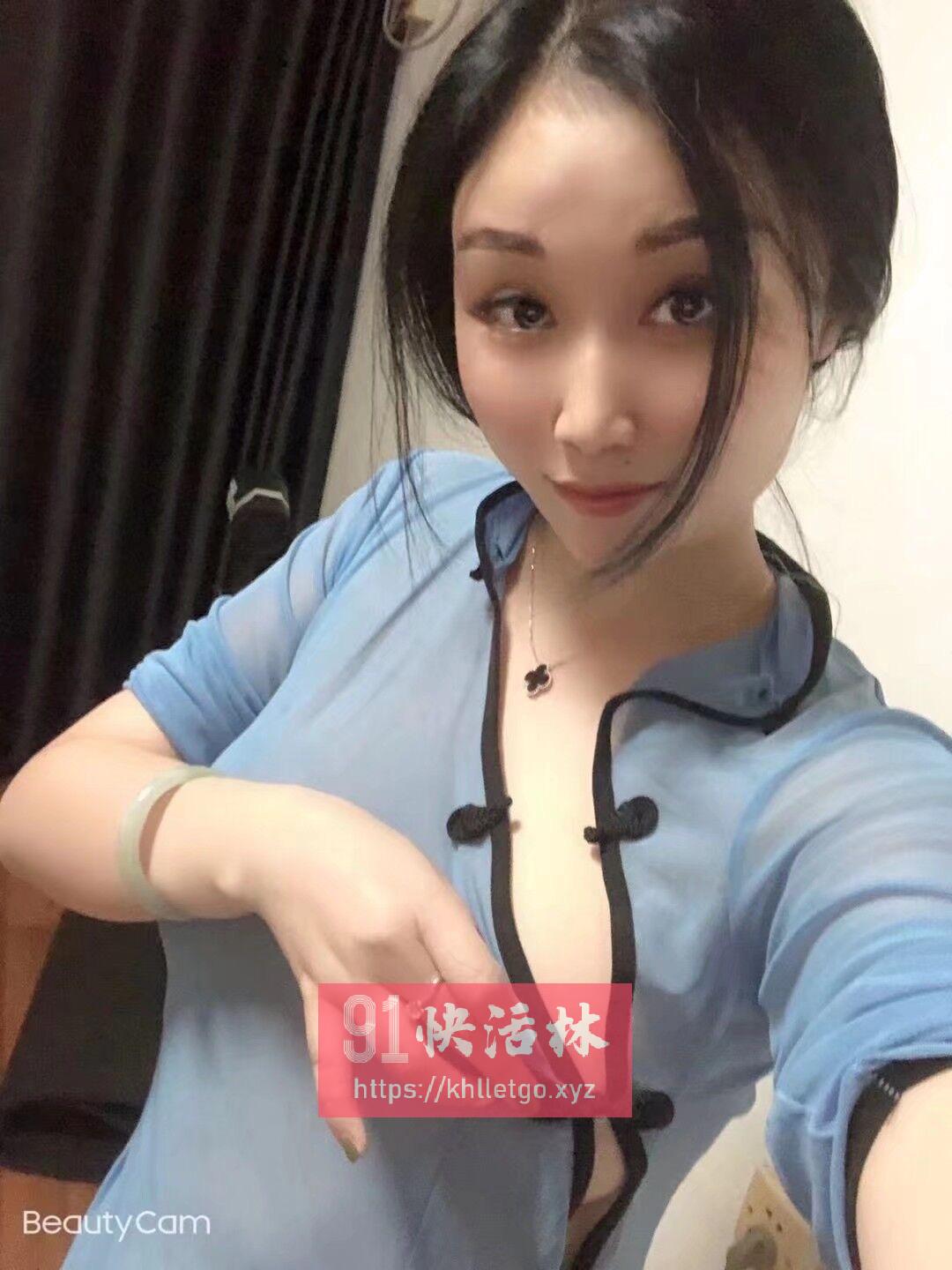 武昌少妇兼职楼凤艳艳