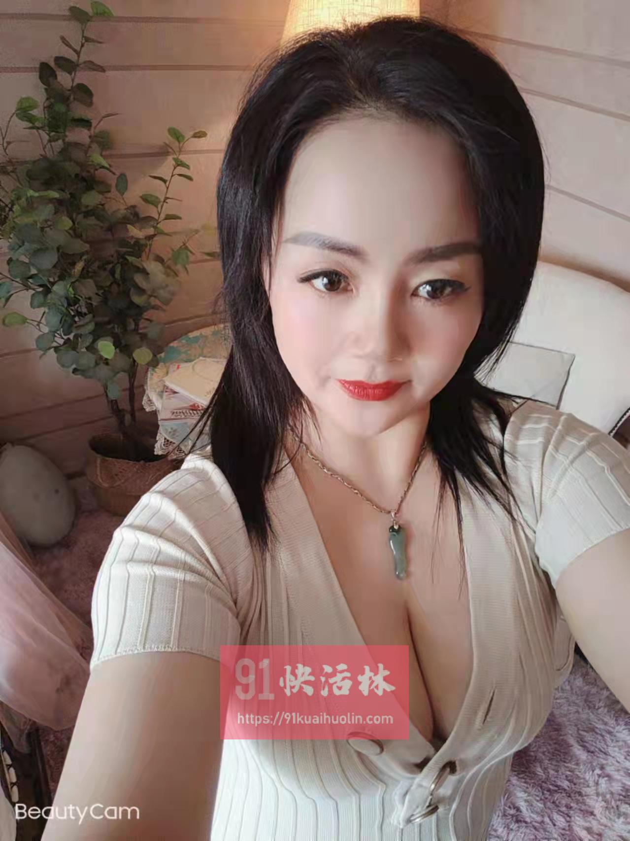 北京朝阳北工大西门附近兼职楼凤轻熟女