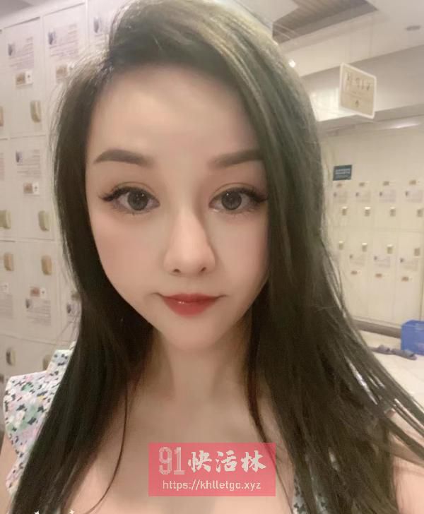 厦门性感大胸小妹