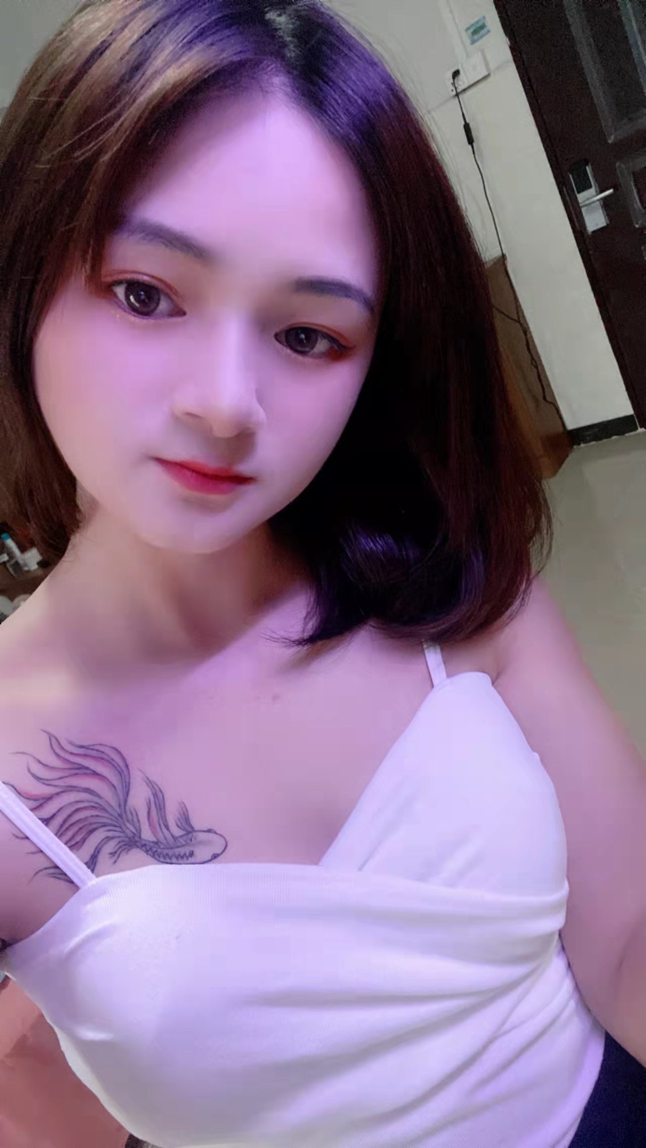 东莞焚心兼职楼凤美女