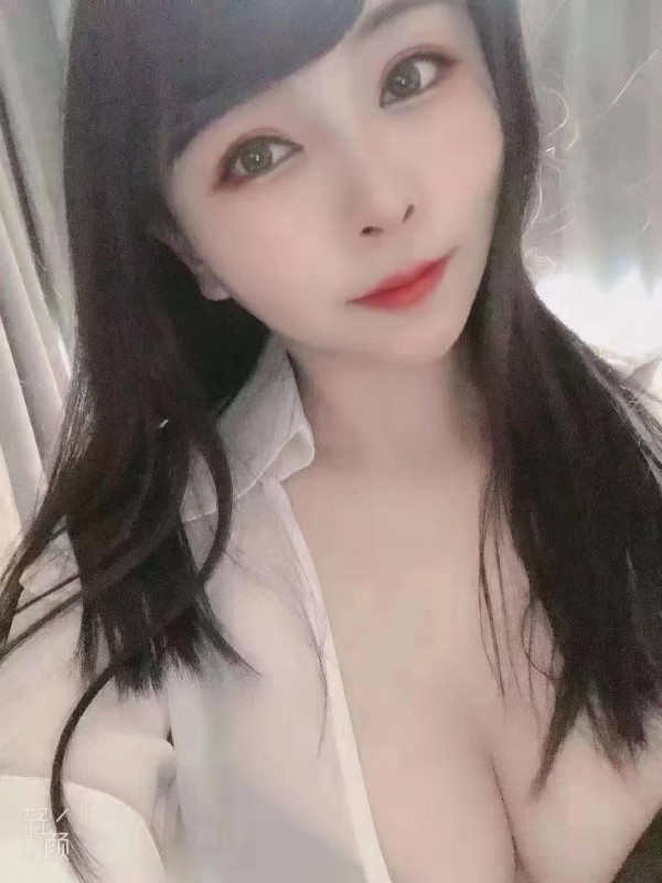 成都兼职楼凤cosplay小姐姐