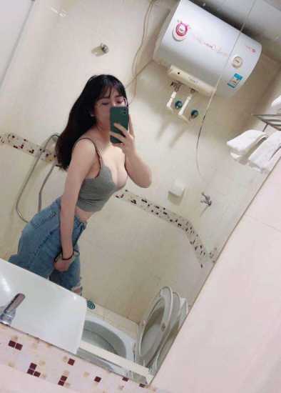 福州万达广场一个年轻的小可爱楼凤