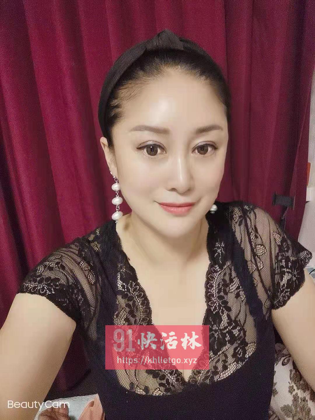 珠海兼职楼凤大胸熟女