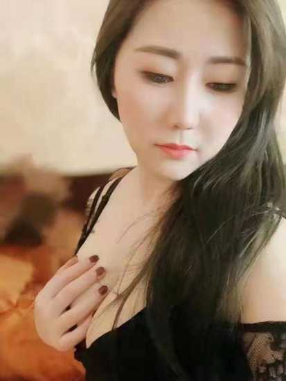 北京青年路性价比很高的妹子