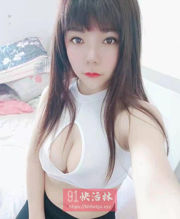 沈阳服务不错的兼职楼凤大奶妹子