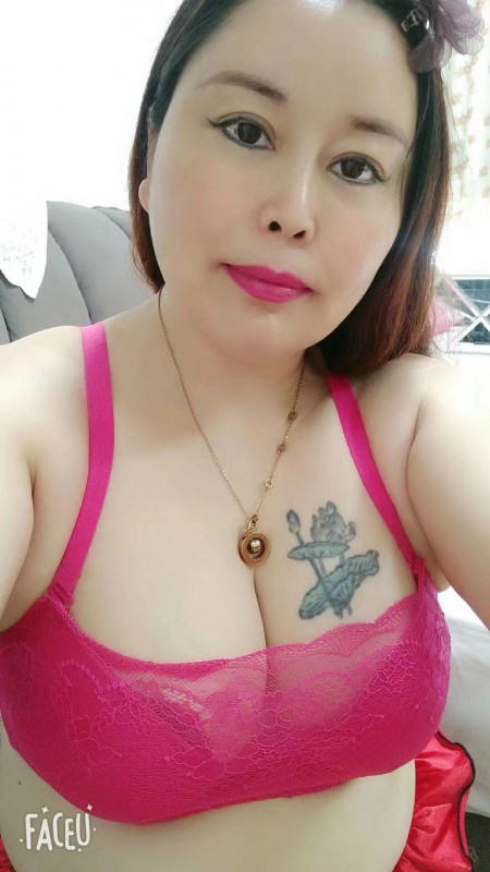 成都青羊巨乳兼职楼凤熟女