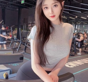郑州身材颜值都非常完美的女人