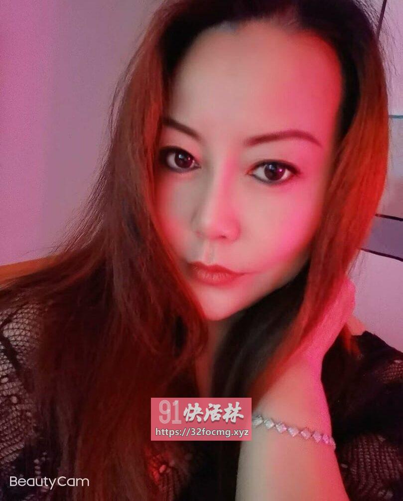 上海徐汇巨臀熟女姐姐兼职楼凤