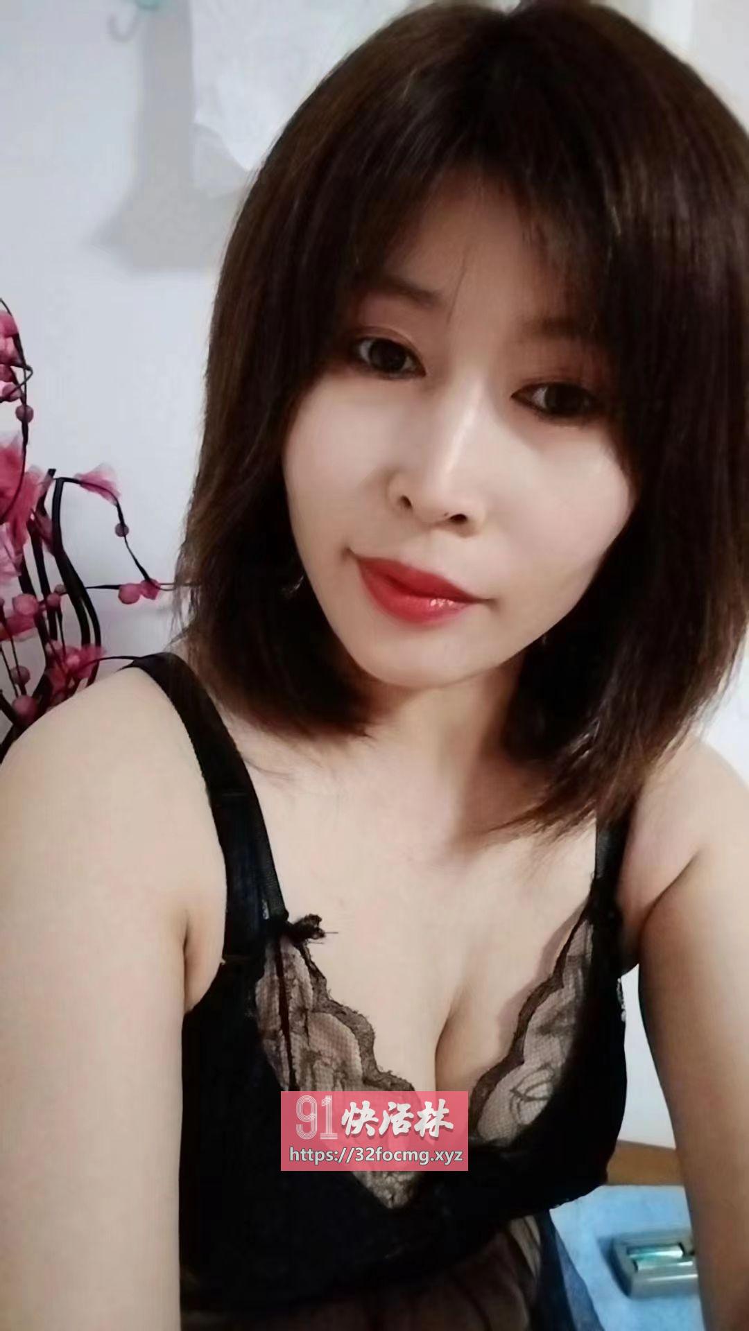 南京性价比娇小熟妇兼职楼凤