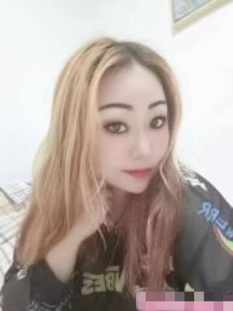 广州江泰路温柔 小柔兼职楼凤