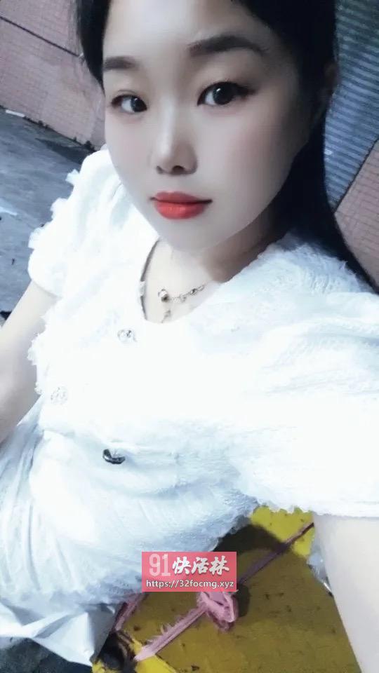 上海丰满大胸妹兼职楼凤