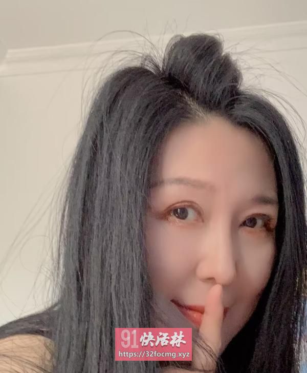 上海长宁区三通熟女兼职楼凤