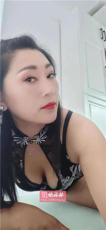 沈阳巨乳翘臀少妇兼职楼凤