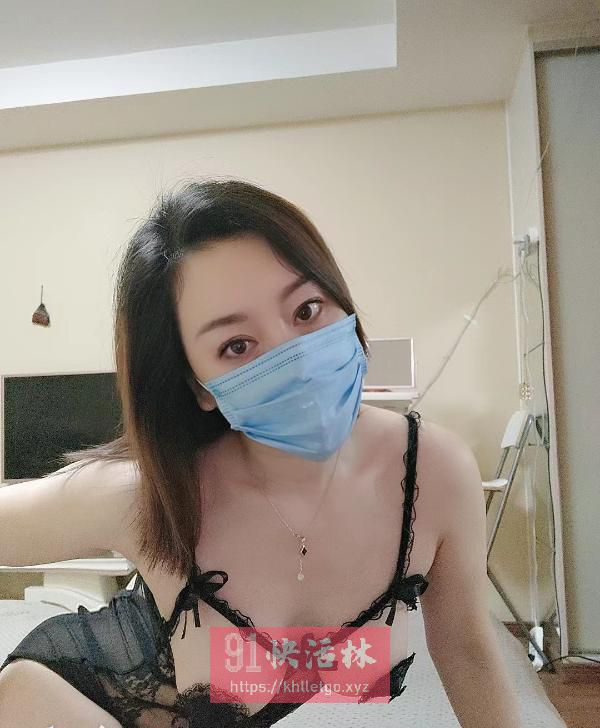 成都风骚兼职楼凤大美女苏苏