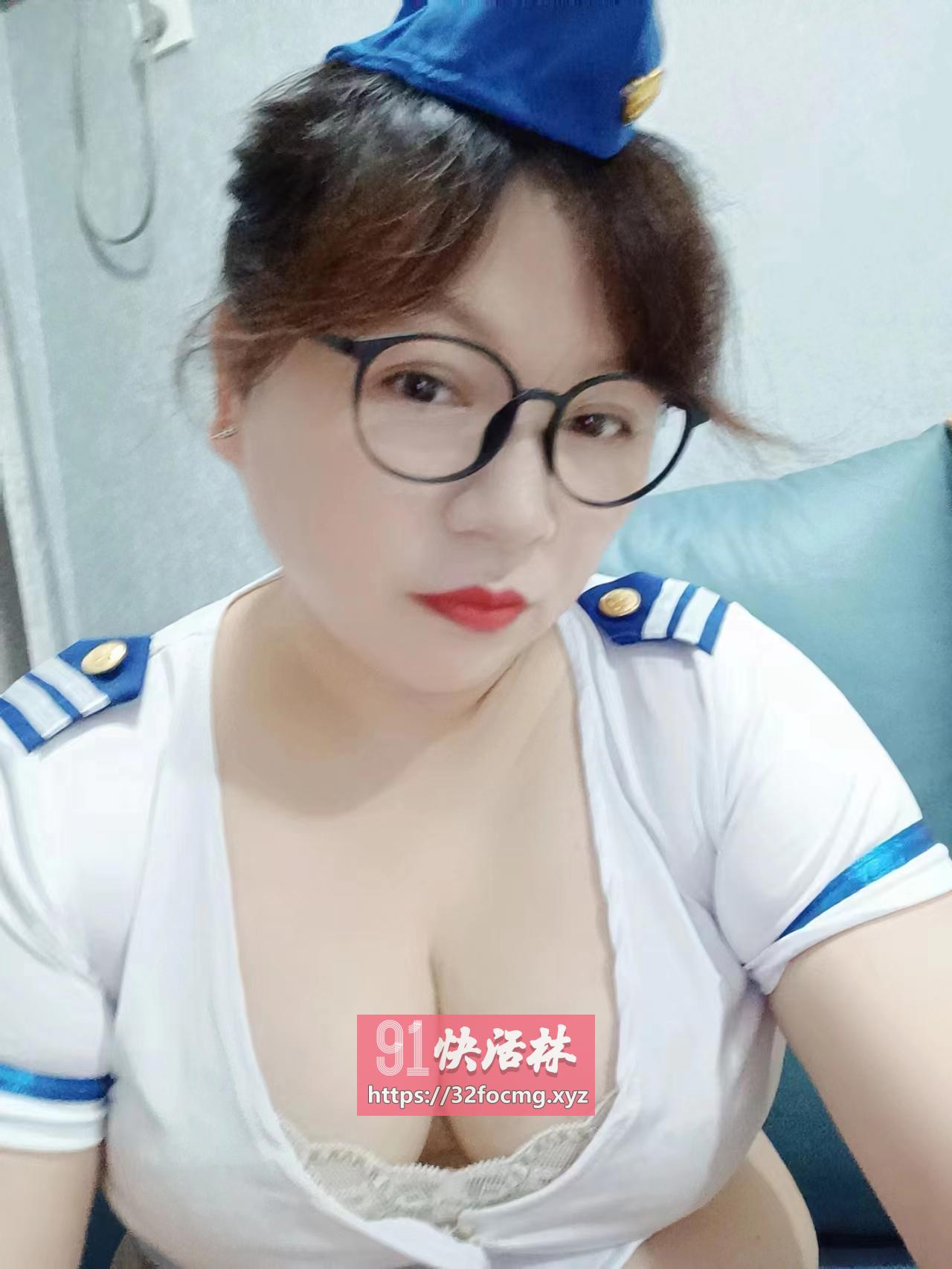 郑州迷人的川妹子兼职楼凤