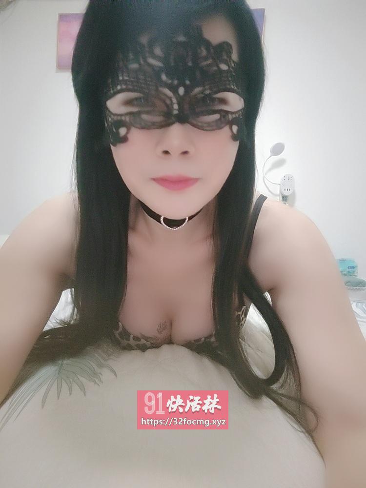 上海长宁风骚熟女兼职楼凤