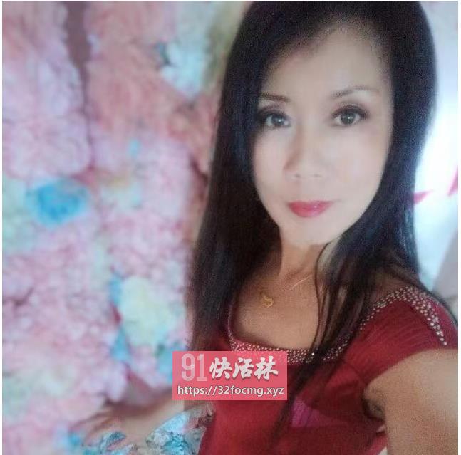 哈尔性价比很骚的熟女兼职楼凤