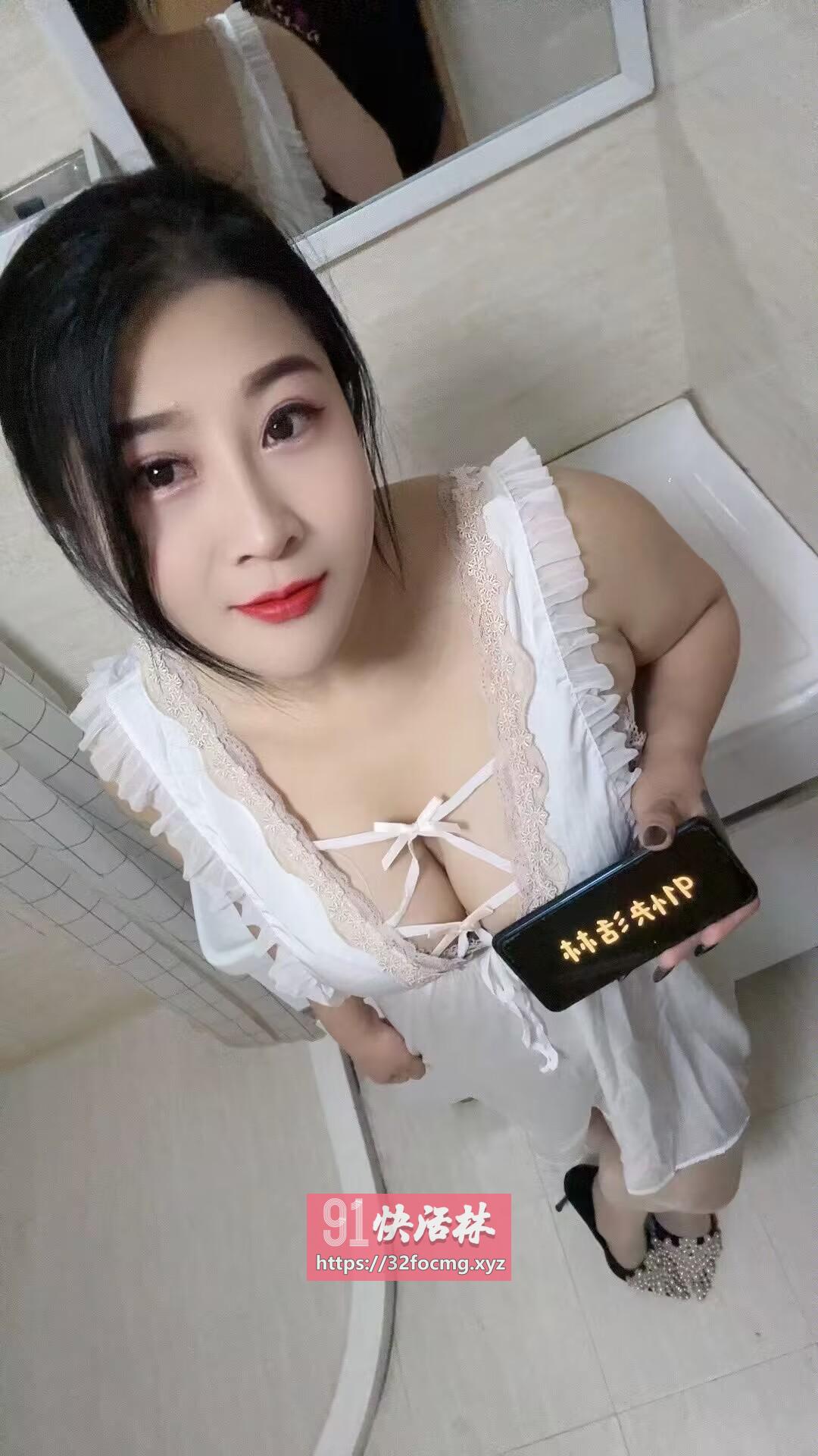 杭州服务型大奶妹妹兼职楼凤