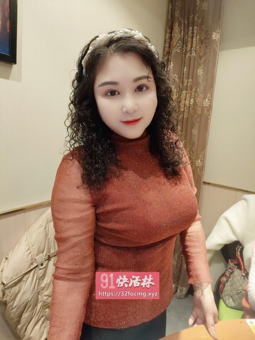 南京E奶肥鲍熟女兼职楼凤