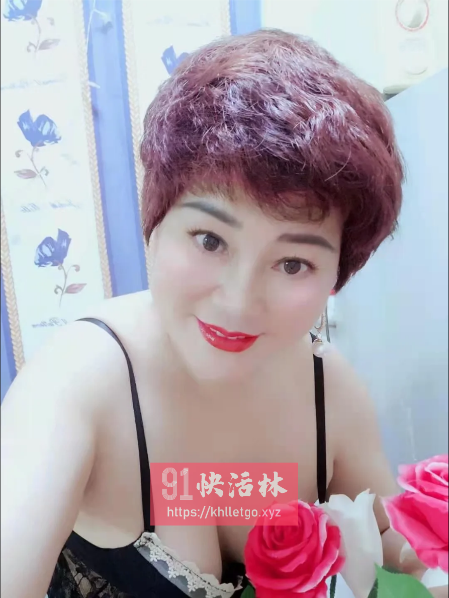 上海杨浦大屁股兼职楼凤熟女玲珑