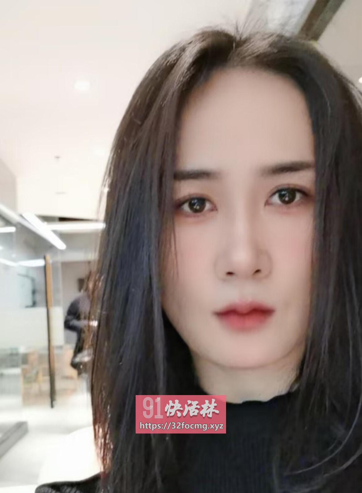 郑州性感少妇老师兼职楼凤花花