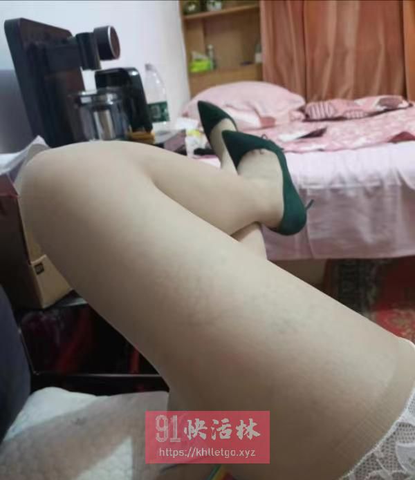 石家桥西服务系小少妇兼职楼凤