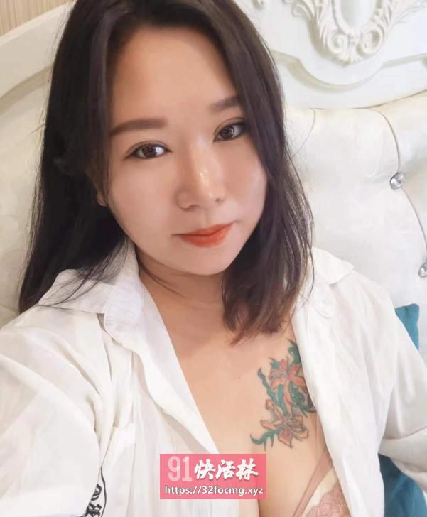 沈阳北站微胖大胸美女兼职楼凤