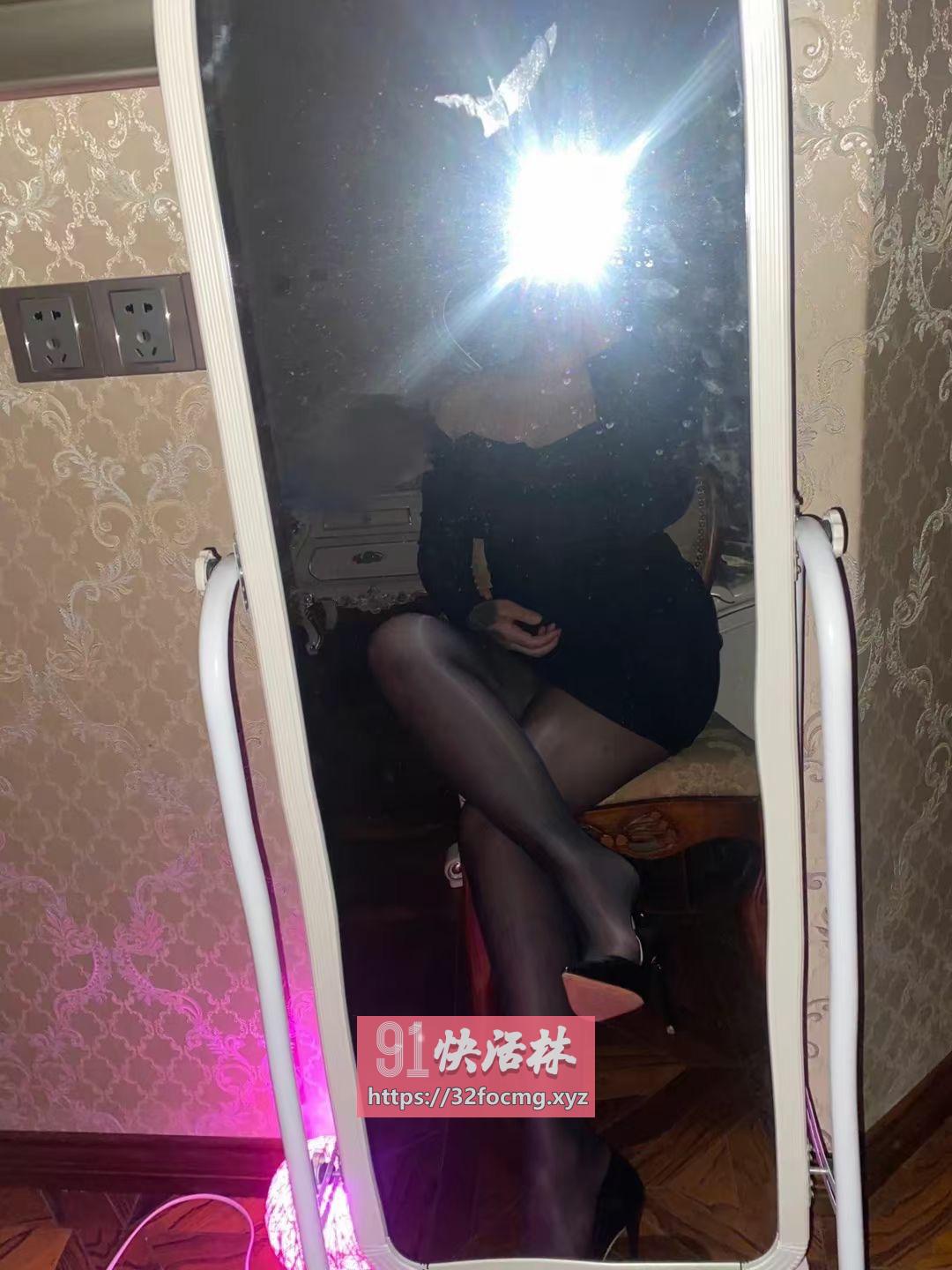 西安未央区丰满臀少妇兼职楼凤