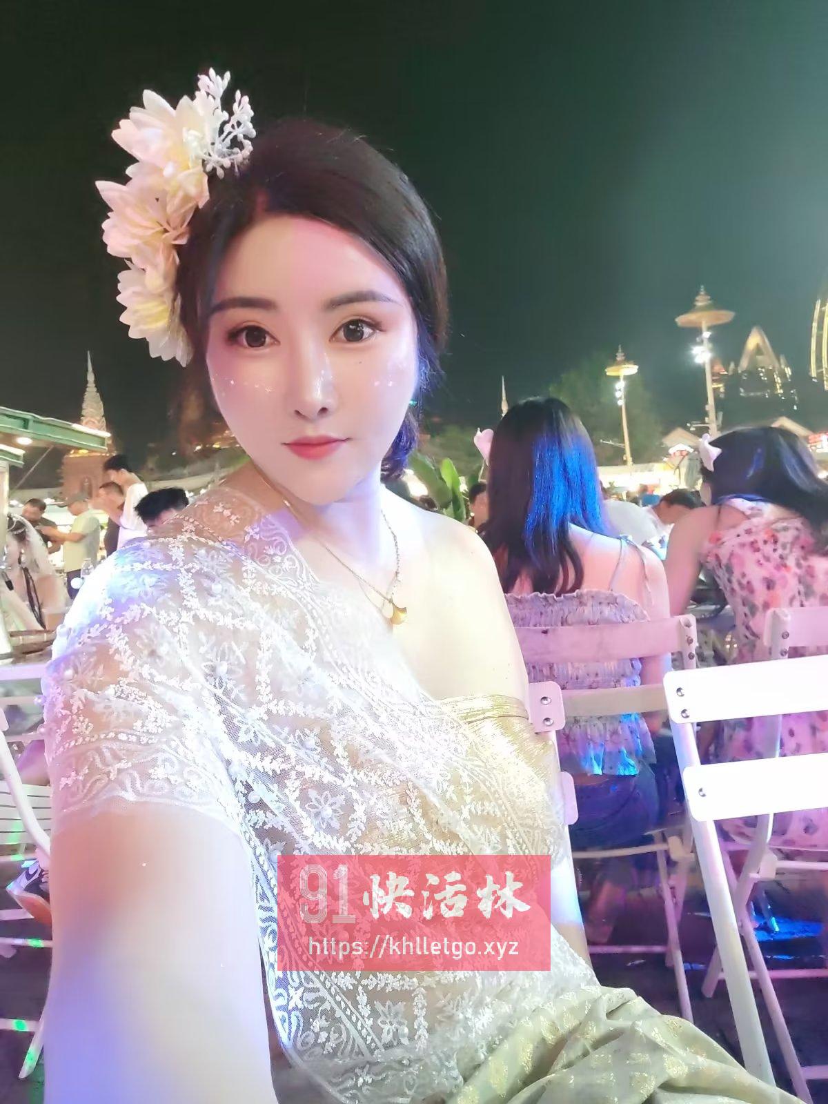 上海虹口妩媚动人小姐姐兼职楼凤