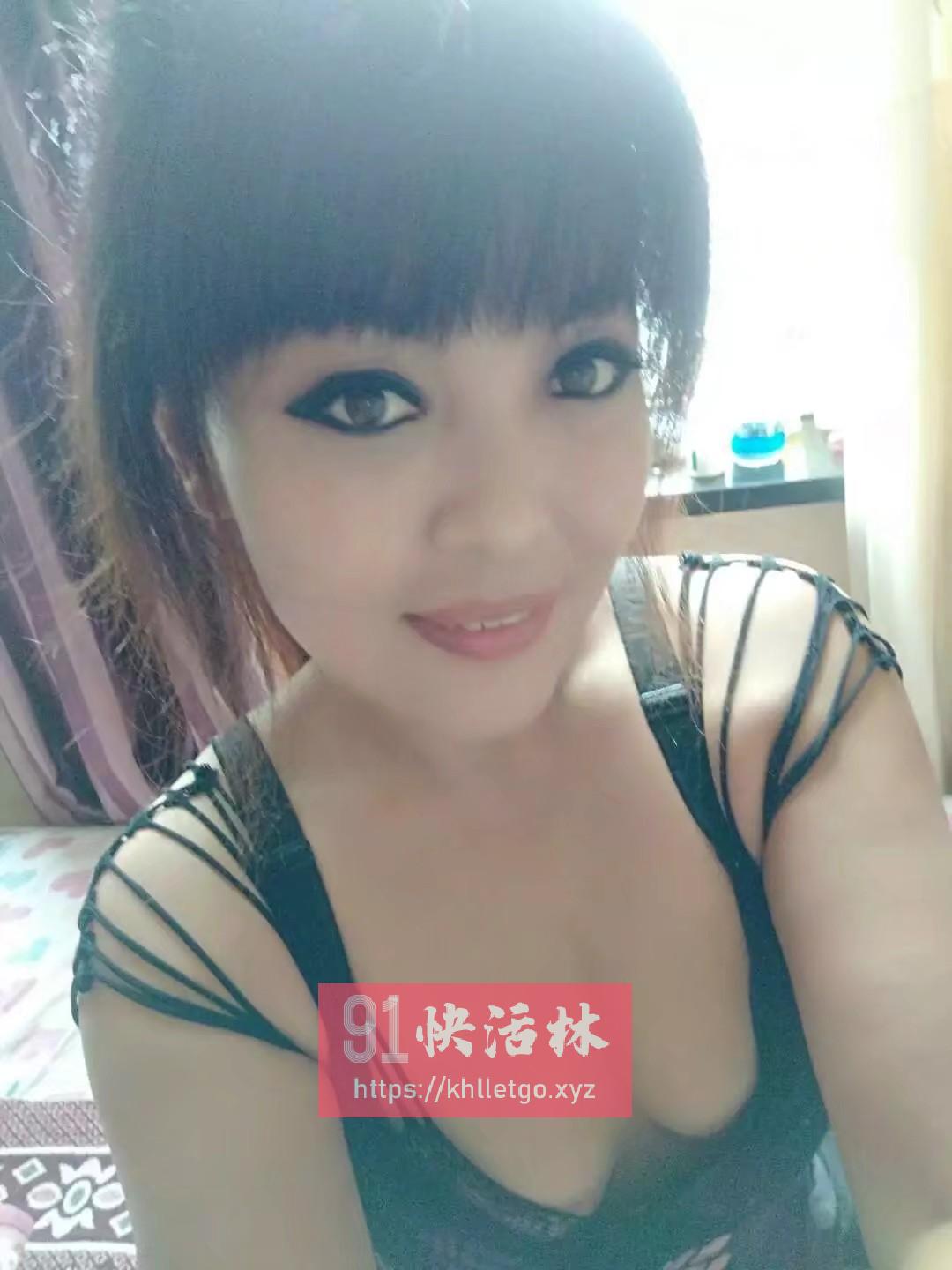 大连娇小少妇兼职楼凤