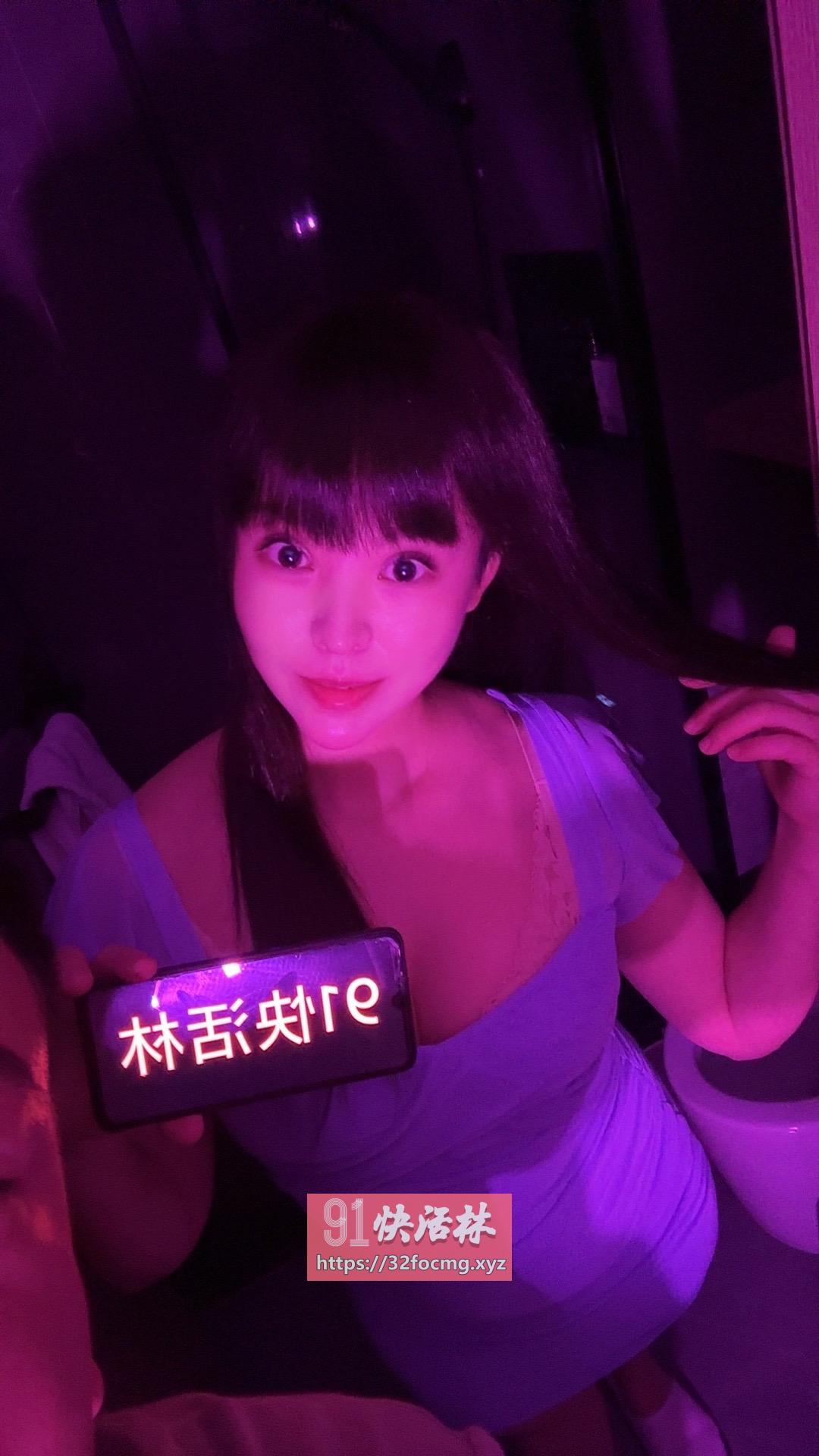 南京秦淮童颜巨乳兼职楼凤