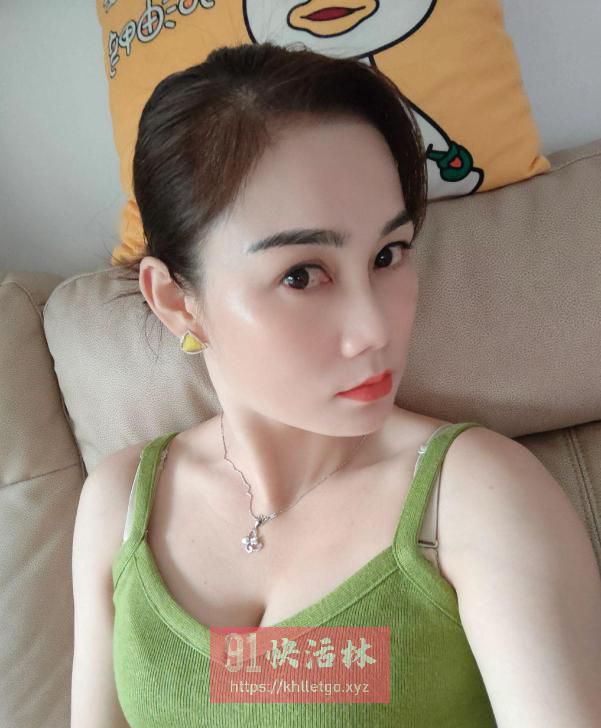 北京亦庄风骚美少妇思桐兼职楼凤