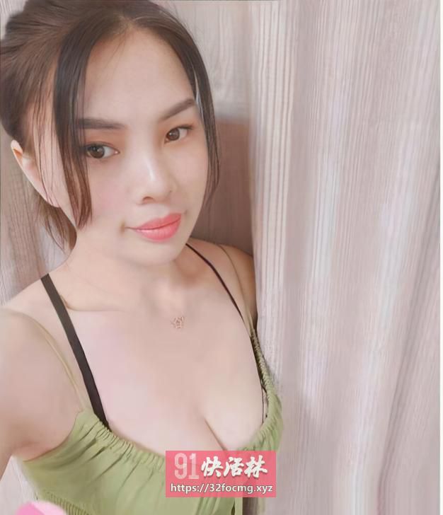 上海佘山镇骚妇玉珊兼职楼凤