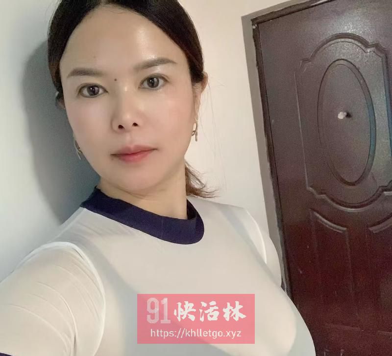 成都金牛区兼职楼凤气质熟女