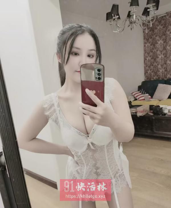 大连风骚性感服务系妹子兼职楼凤