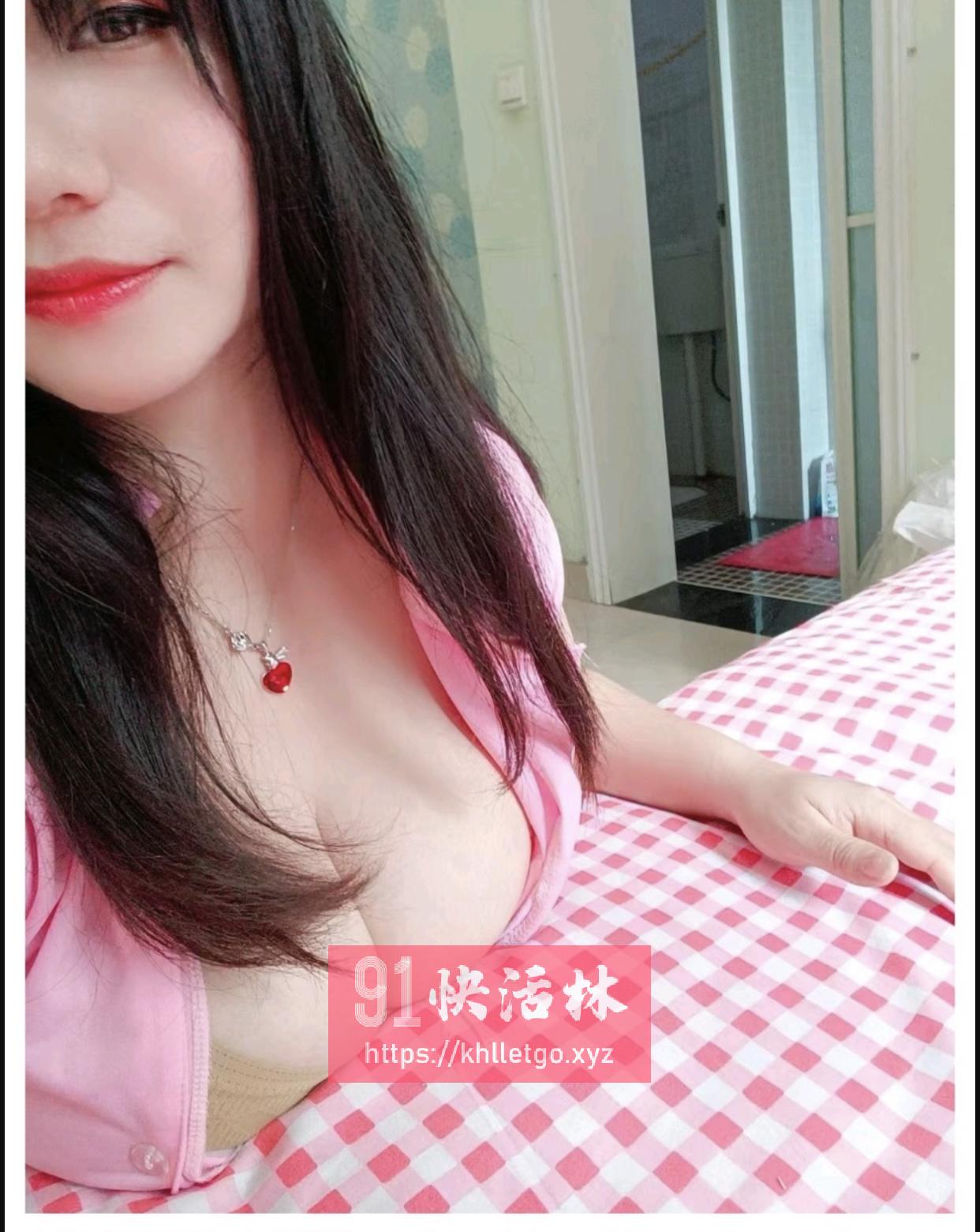 重庆巨乳姐姐兼职楼凤