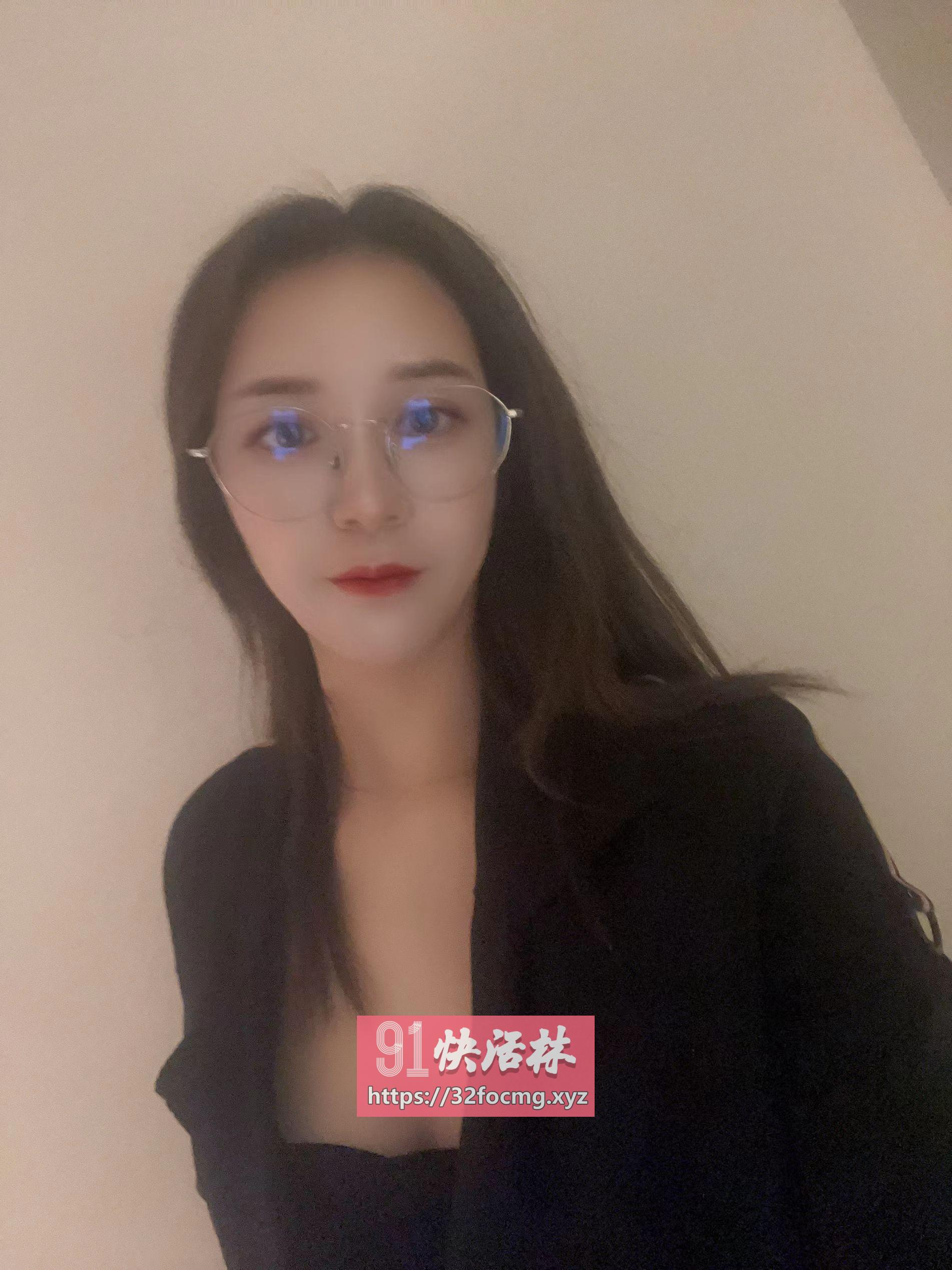 西安高新反差少妇兼职楼凤