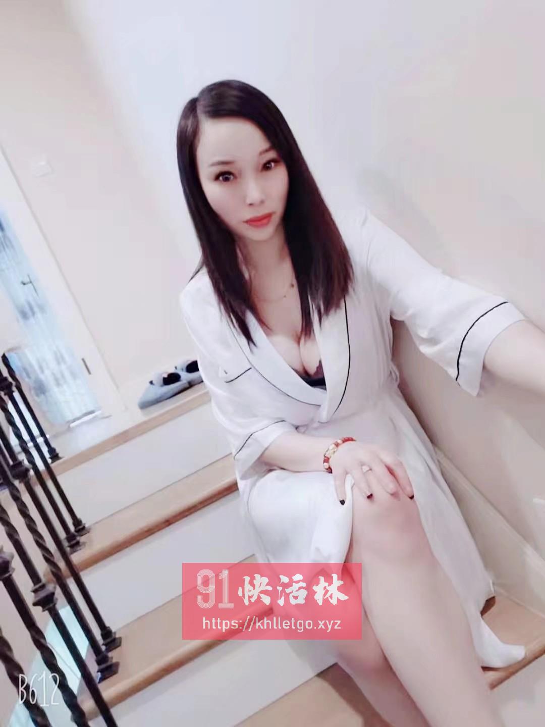 杭州丰满兼职楼凤大胸妹子