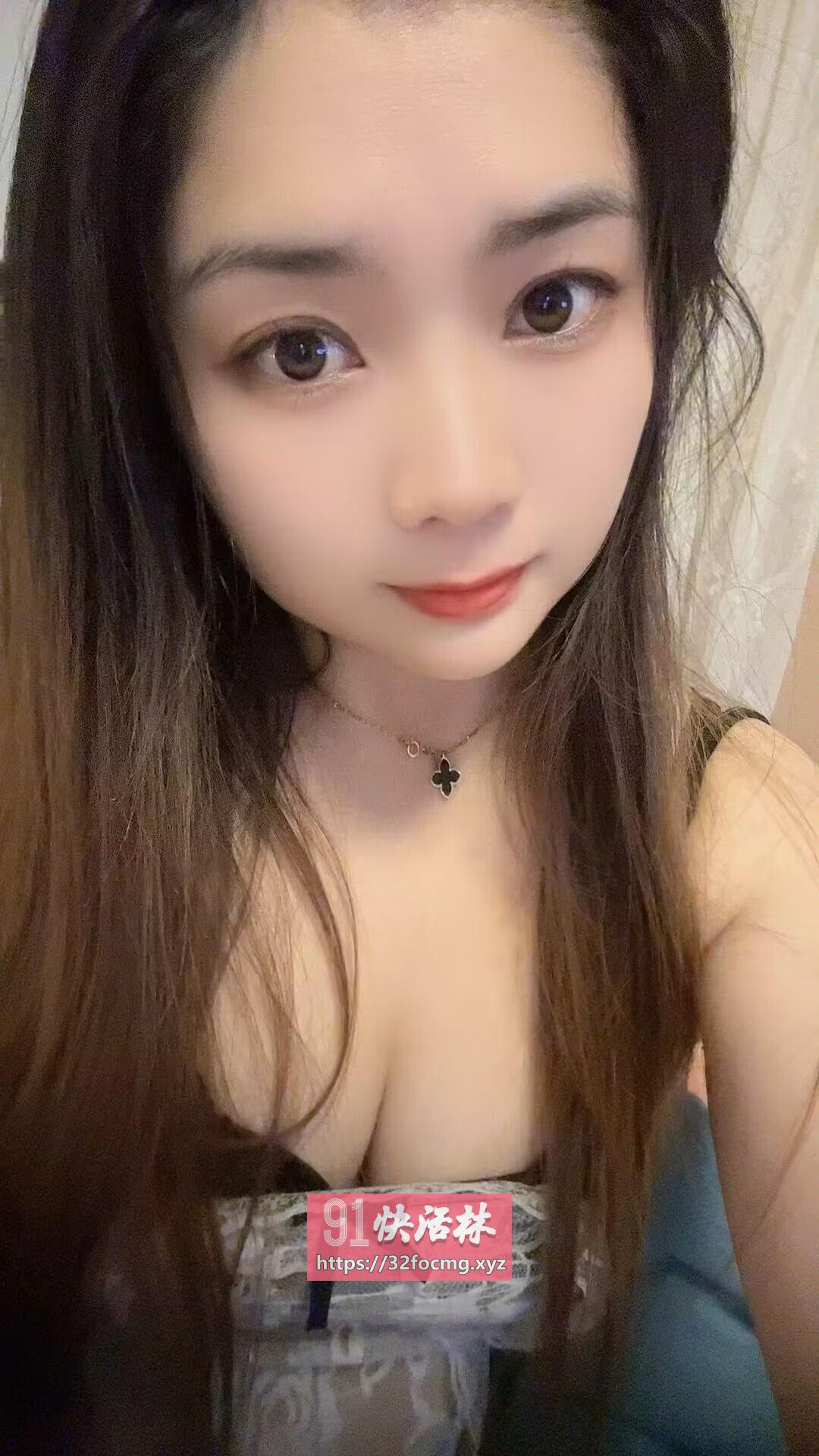 南京江宁区气质少妇兼职楼凤