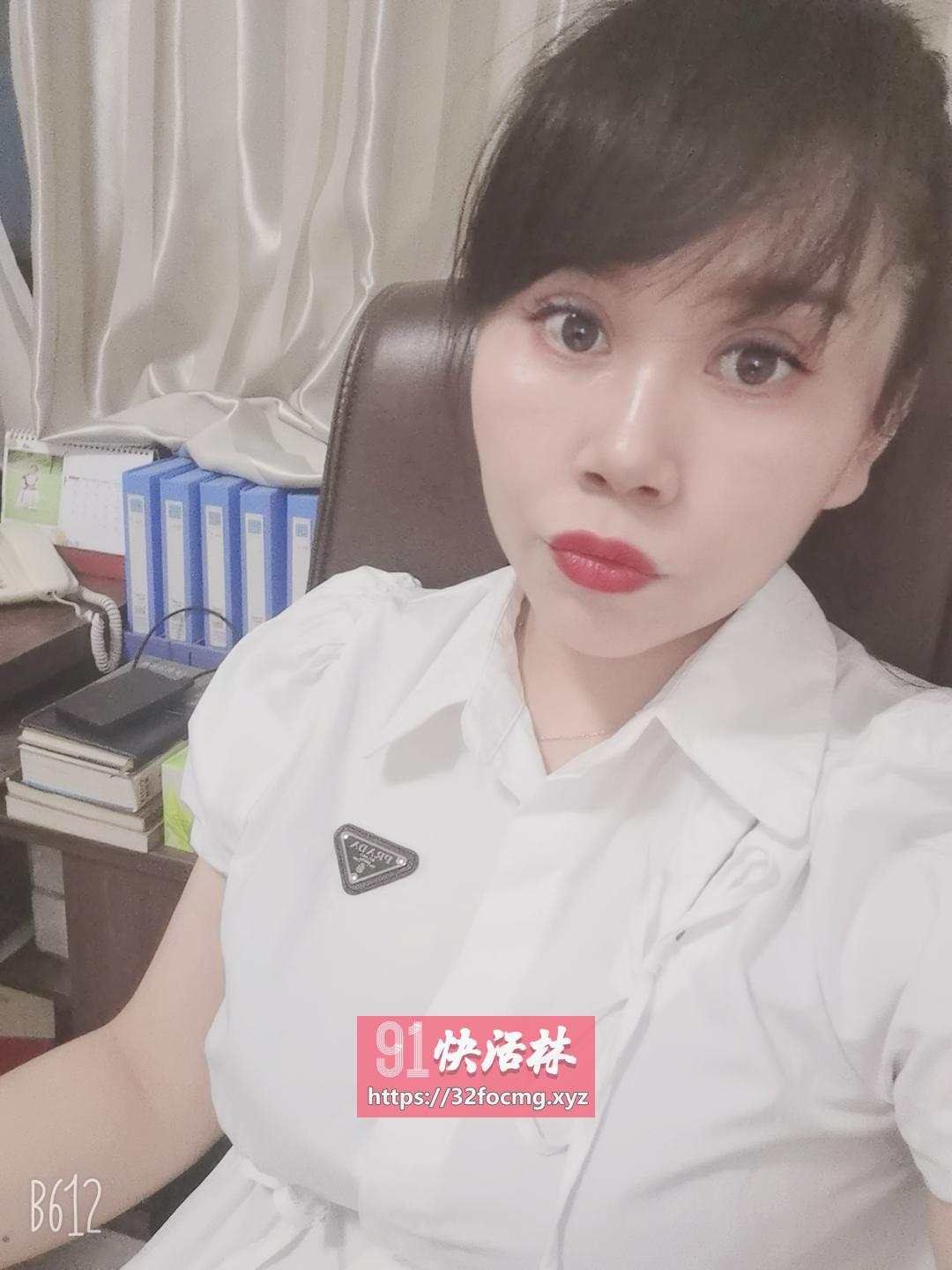 郑州丰满迷人的小姐姐兼职楼凤
