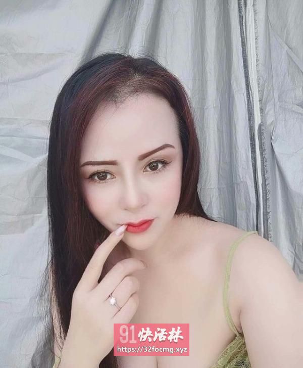 上海浦东大胸丽姐兼职楼凤